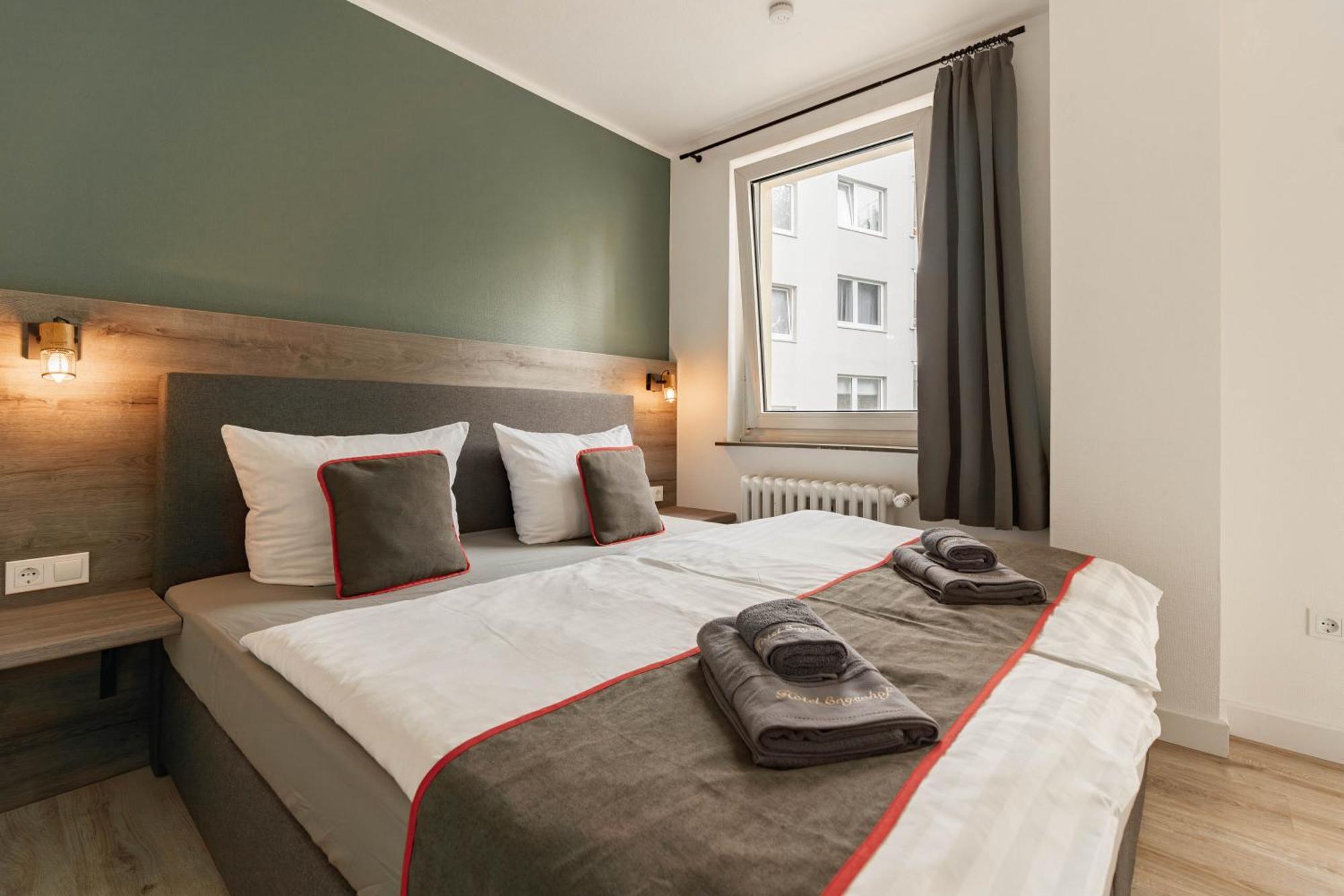 Hotel Enger Hof Düsseldorf Esterno foto